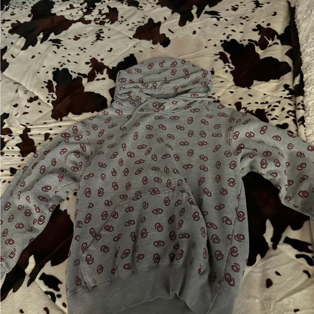 OU hoodie